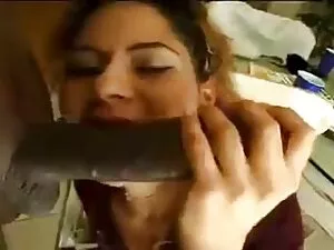 Քերոլ որակյալ պոռնո  ...