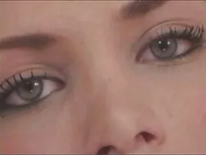 Abigail Բրազերս վիդե ...