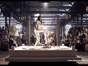 Chloe amour շատ 720  ...